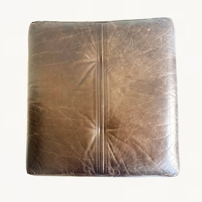 PO002 / LEATHER POUF