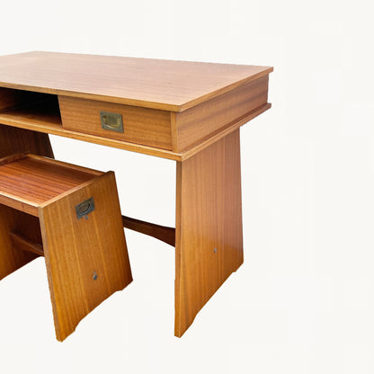 Desk set