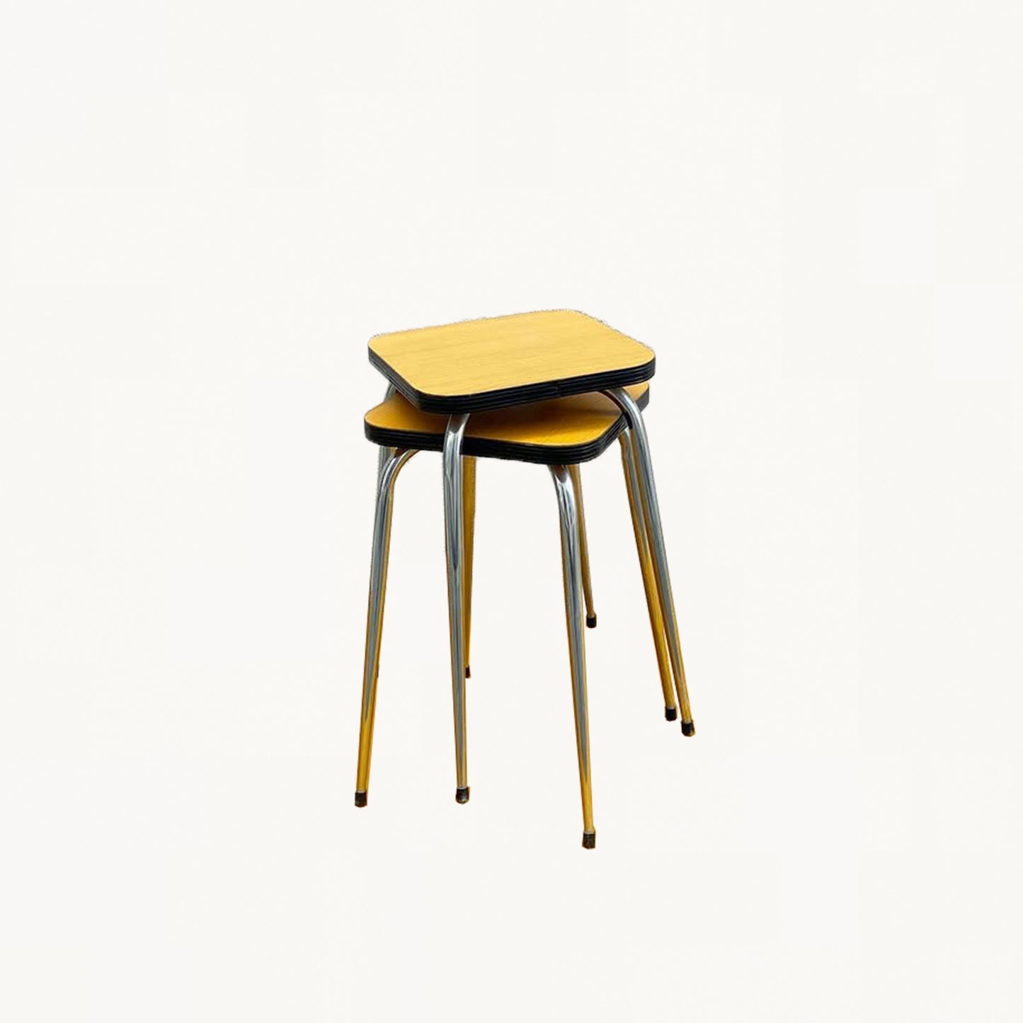 ST012 / YELLOW STOOL