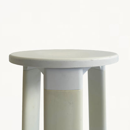 ST018 / WHITE IVORY STOOL