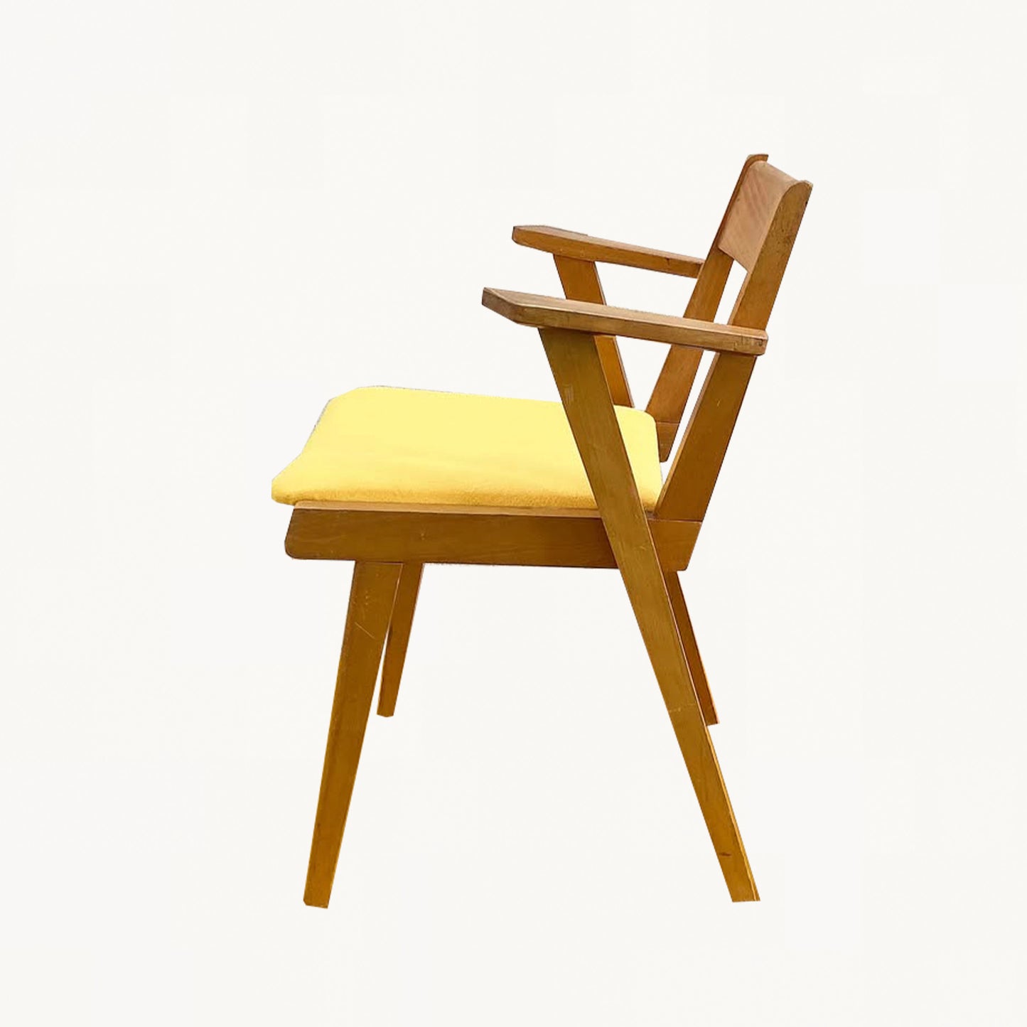 AR009 / YELLOW ARMCHAIR